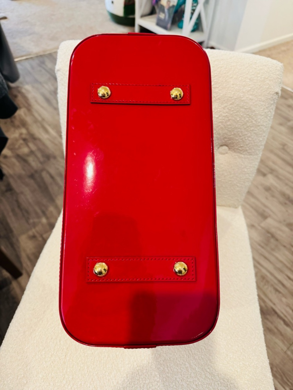 Louis Vuitton Bright Red Vernis Alma Satchel with Gold Hardware - Picture 7 of 7